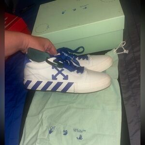 OFF WHITE WOMEN SNEAKERS